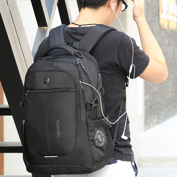 Skolar batoh, černý, 35L, kapsa na notebook, voděodolný